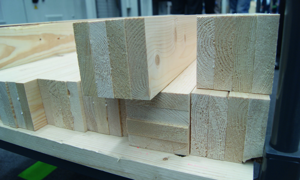 Klejenie z firmą WEINIG - ProfiPress L B 3100