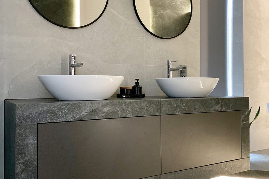 Drawel zawsze opracowuje koncepcje kierując się upodobaniami klientów, realizując niebanalne projekty. Fot. Drawel Meble