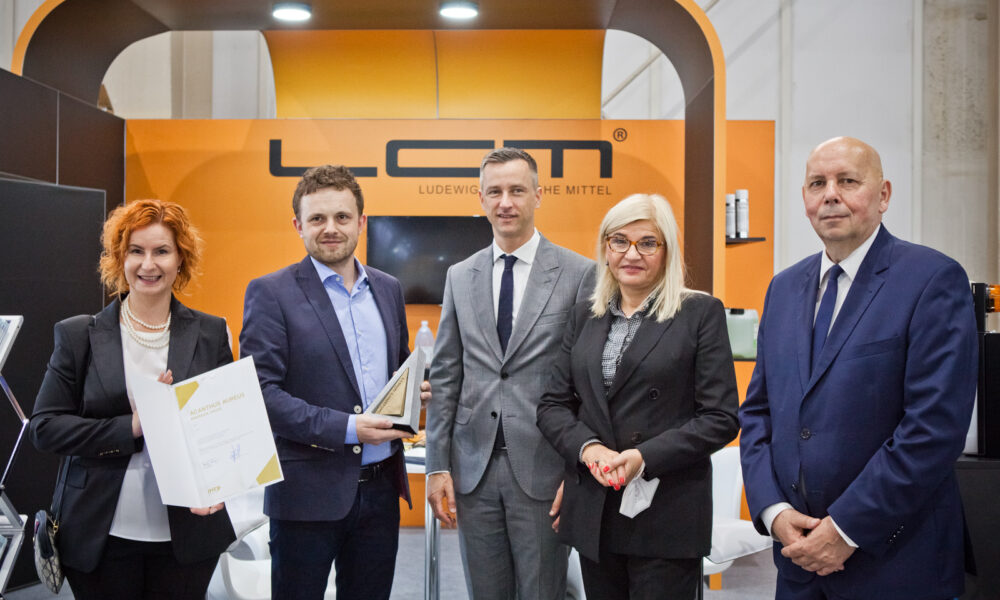 Nagrodę Acanthus Aureus 2021 otrzymali: IMAC sp. z o.o., LCM GmbH, W-IREX Przedsiębiorstwo Prywatne Wiesław Ciura. Fot. Materiały organizatora