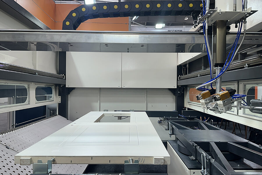 Robot natryskowy typu kartezjańskiego